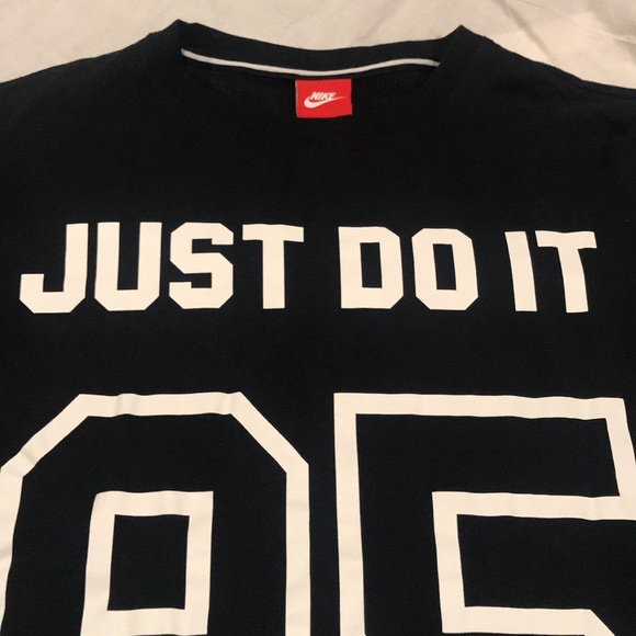 Nike “Just Do It” Number Crewneck Black White Graphic Tee XS - Picture 6 of 9
